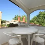 Apartment Radovan *